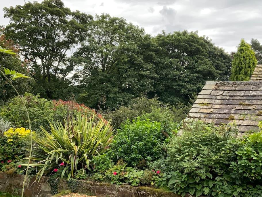 Luxury Barn Conversion At Rudding Harrogate Exterior photo